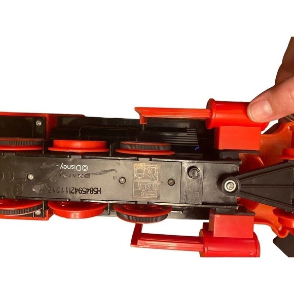 Walt Disney World Railroad Locomotive Train Engine G Scale Walter E. Disney - Picture 5 of 15